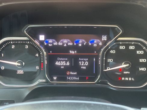 Certified 2020 GMC Sierra 2500 AT4 w/ AT4 Premium Package image 25