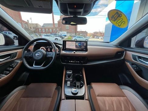 Used 2024 Nissan Rogue Platinum w/ Platinum Premium Package image 23