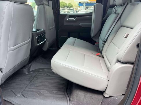 New 2026 GMC Sierra 1500 SLT w/ SLT Premium Plus Package AWD/4WD image 17
