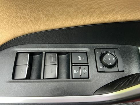 Used 2025 Toyota RAV4 Limited w/ Advanced Technology Package AWD/4WD image 12