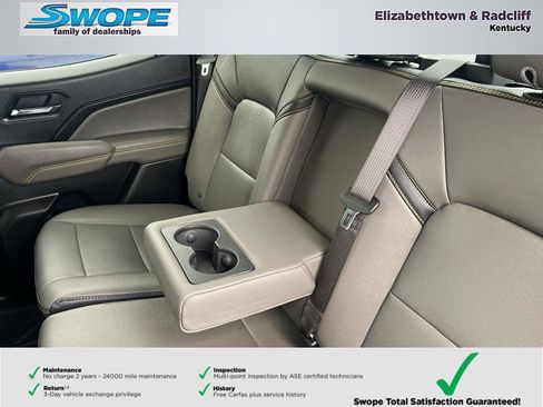 Used 2025 Chevrolet Colorado ZR2 w/ Technology Package AWD/4WD image 14