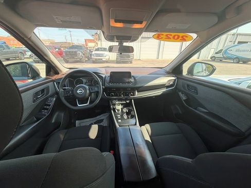 Used 2023 Nissan Rogue S FWD image 50