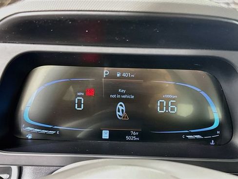 Certified 2025 Hyundai Elantra Sport FWD image 20
