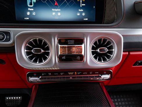 Used 2025 Mercedes-Benz G 63 AMG 4MATIC image 18