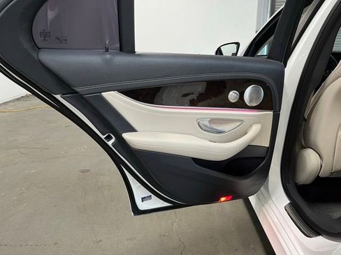 Used 2022 Mercedes-Benz E 350 Sedan image 19
