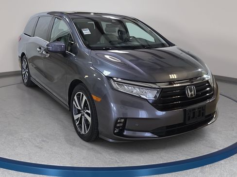 Used 2021 Honda Odyssey Touring image 4