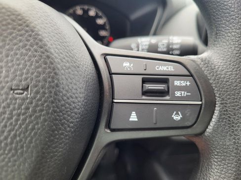 Certified 2024 Honda HR-V LX image 18