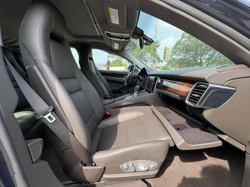 Used 2015 Porsche Panamera 4 AWD/4WD image 12