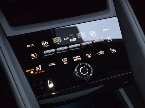 New 2025 Porsche Macan 4S Electric image 20