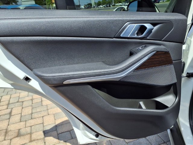 Used 2020 BMW X5 sDrive40i w/ Convenience Package RWD image 13