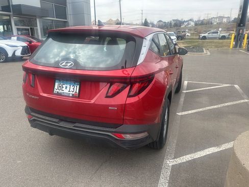 Used 2022 Hyundai Tucson SE image 12