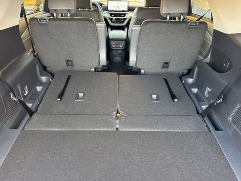 New 2026 Ford Explorer Active w/ Active Comfort Package image 15