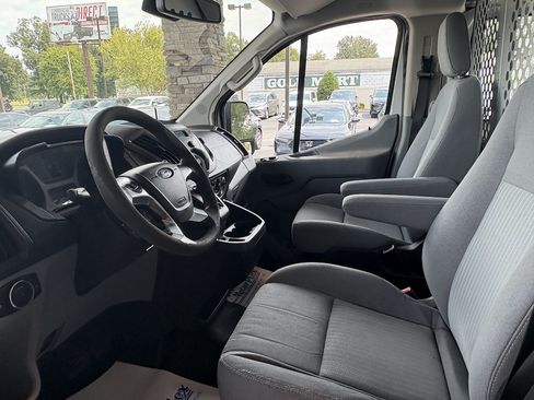 Used 2016 Ford Transit 250 130 Low Roof w/ Exterior Upgrade Package RWD image 18