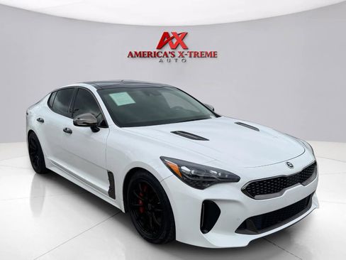 Used 2021 Kia Stinger GT1 RWD image 8