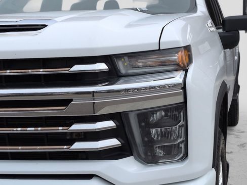 Used 2021 Chevrolet Silverado 2500 High Country w/ Safety Package II image 13