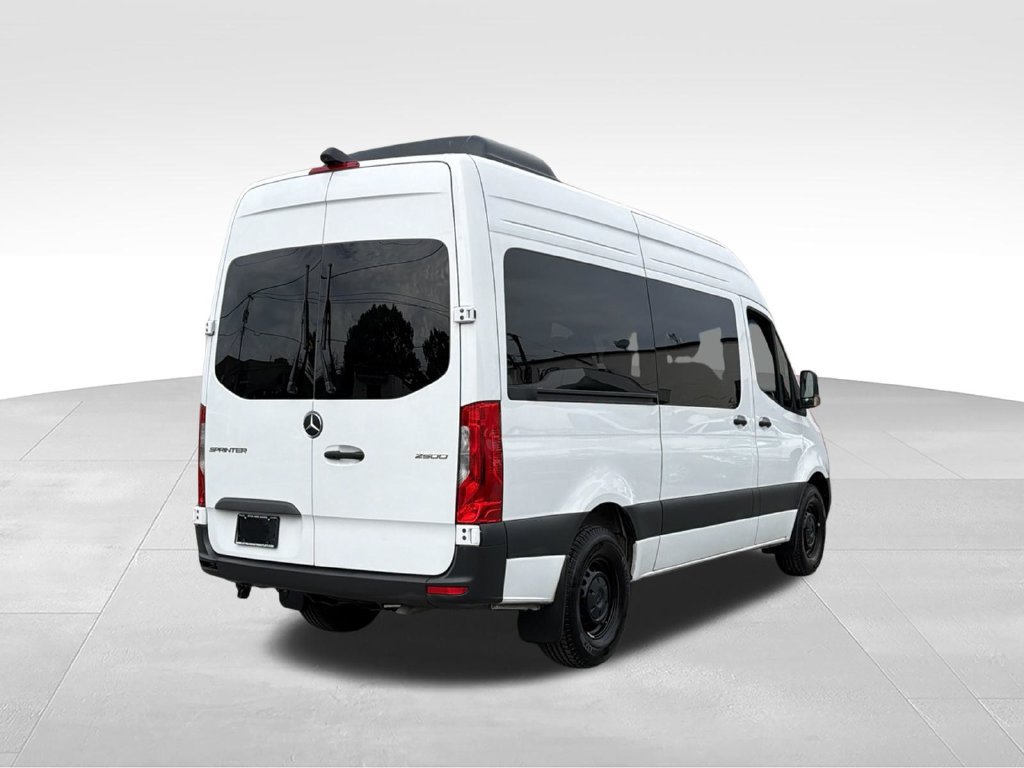 Used 2025 Mercedes-Benz Sprinter 2500 image 10