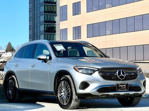 Certified 2026 Mercedes-Benz GLC 300 4MATIC image 1