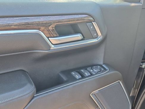Used 2023 GMC Sierra 1500 Elevation AWD/4WD image 10