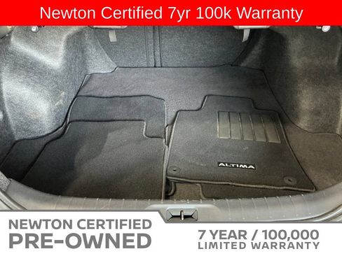Used 2025 Nissan Altima 2.5 SV FWD image 18