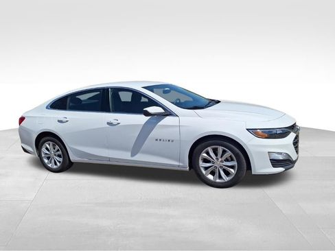 Used 2025 Chevrolet Malibu LT FWD image 6