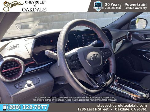 Certified 2026 Chevrolet Trax RS w/ Sunroof Package FWD image 14