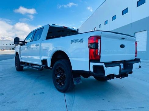 New 2026 Ford F350 Lariat w/ Black Appearance Package image 7