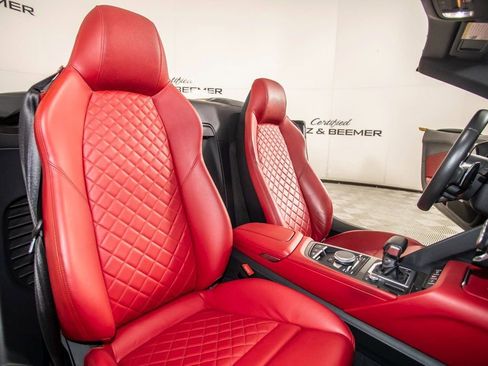 Used 2018 Audi R8 V10 plus image 17