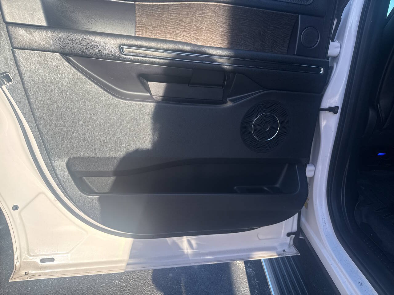 Used 2019 Ford Expedition Max Limited w/ Special Edition Package AWD/4WD image 24
