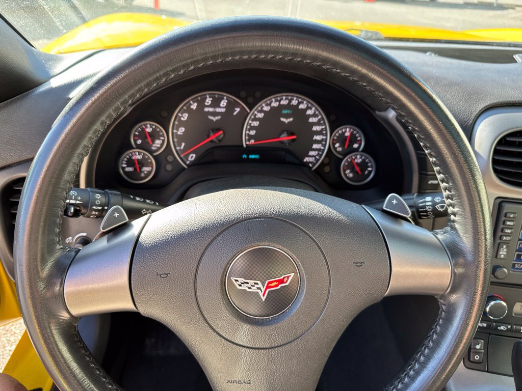 Used 2006 Chevrolet Corvette Coupe w/ Preferred Equipment Group RWD image 28