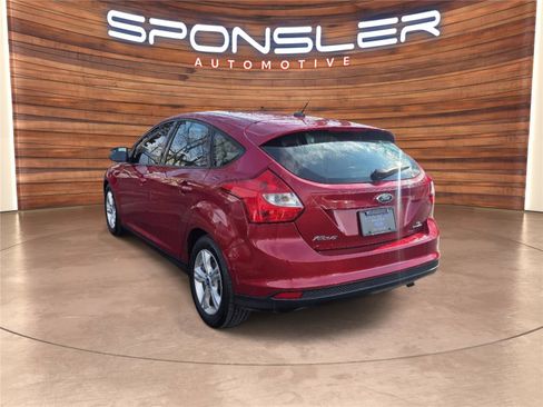 Used 2012 Ford Focus SE image 3