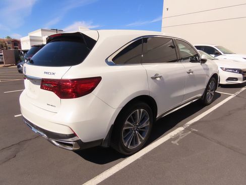 Used 2018 Acura MDX SH-AWD w/ Technology Package image 3