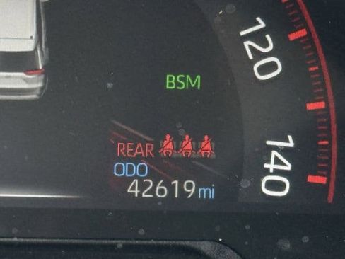 Used 2023 Toyota RAV4 XLE Premium FWD image 16
