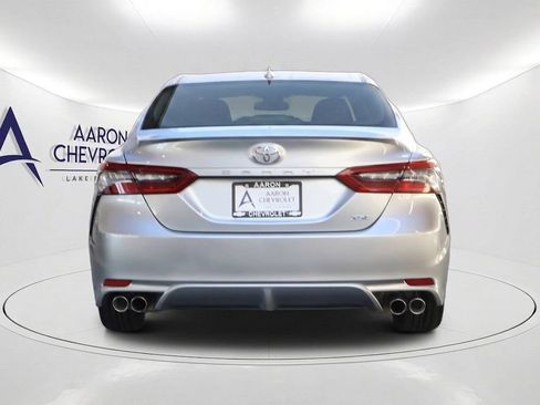 Used 2024 Toyota Camry XSE FWD image 5