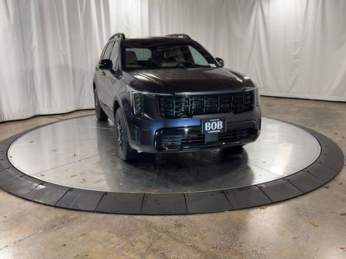 New 2026 Kia Sorento SX Prestige w/ Olive Brown Leather Package image 4