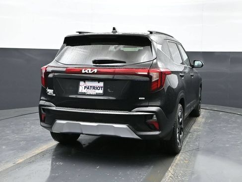 Used 2024 Kia Seltos SX w/ SX Sunroof Package AWD/4WD image 32