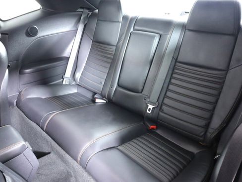 Used 2014 Dodge Challenger R/T w/ Premium Sound Group image 30