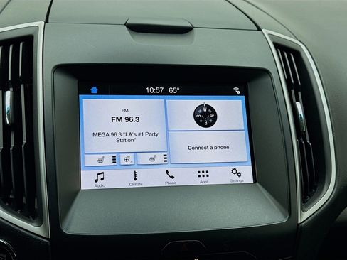 Used 2019 Ford Edge SEL w/ Equipment Group 201A AWD/4WD image 9