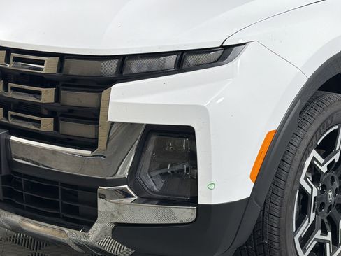 Certified 2026 Hyundai Santa Cruz Limited AWD/4WD image 11