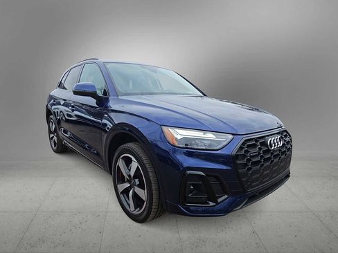 Used 2023 Audi Q5 2.0T Premium Plus w/ Premium Plus Package image 2