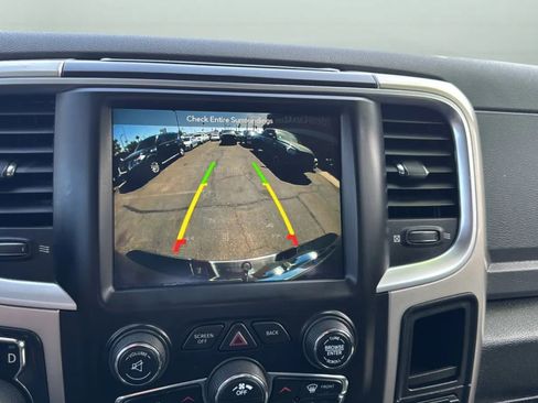 Used 2019 RAM 1500 Classic SLT w/ Luxury Group AWD/4WD image 21