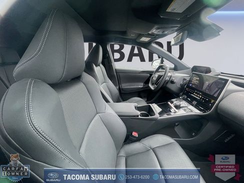Used 2025 Subaru Solterra Touring image 17