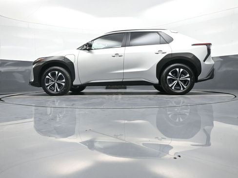 Certified 2023 Toyota bZ4X Limited image 32