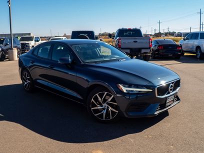 Used 2020 Volvo S60 T5 Momentum