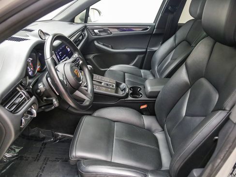 Certified 2023 Porsche Macan S AWD/4WD image 22