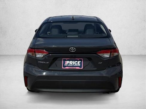 Used 2025 Toyota Corolla LE FWD image 8