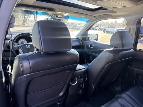 Used 2013 Honda Pilot Touring image 22