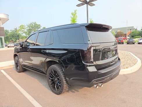 Used 2022 GMC Yukon Denali w/ Denali Premium Package AWD/4WD image 4