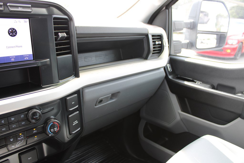 Used 2024 Ford F350 XL w/ XL Chrome Package RWD image 37