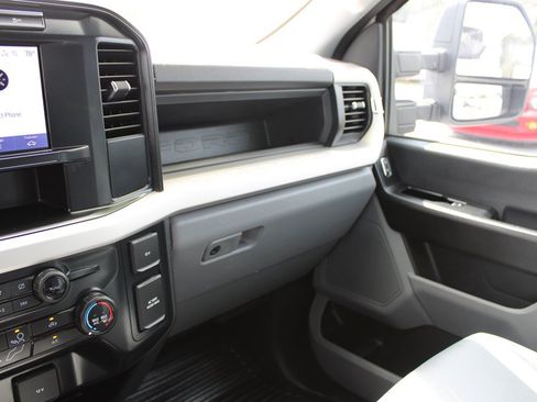 Used 2024 Ford F350 XL w/ XL Chrome Package RWD image 37