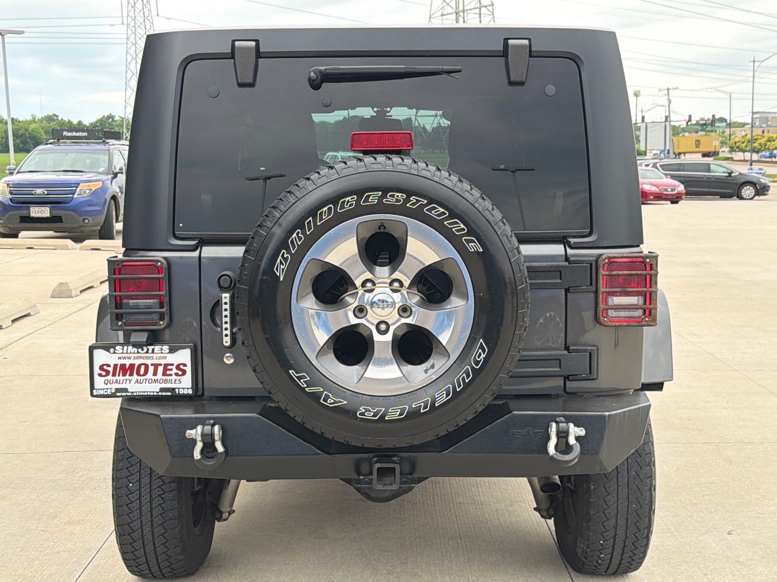 Used 2017 Jeep Wrangler Unlimited Sahara w/ Connectivity Group AWD/4WD image 7